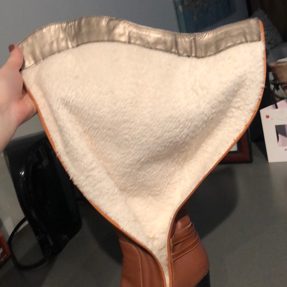 Boots with Gold Accent and Fleece Lining - Picture 4 of 6